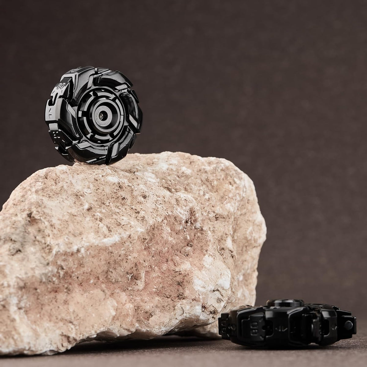 Metal Fidget Spinner with Spin-Activated Transformation - Viral Stress Relief Toy